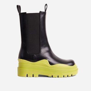 ENERGY LIME CHUNKY SOLE ANKLE CHELSEA BIKER BOOT IN BLACK FAUX LEATHER